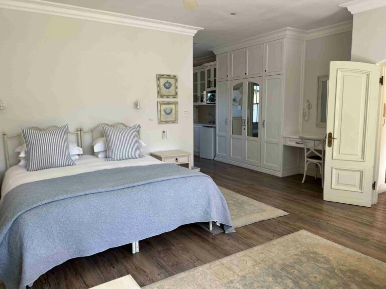Constantia Valley Lodge Bedroom 2